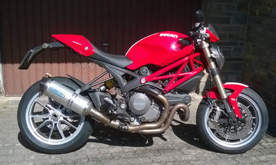 2011 M1100evo.jpg