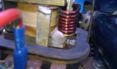 Poor connection in ETZ regulator - coil fixate.jpg